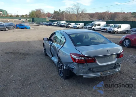 2017 Honda Accord Lx z USA, uszkodzony, nr VIN 1HGCR2F38HA301302